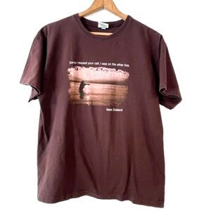 Vintage Single Stitch New Zealand Fly Fishing T-Shirt Brown Short Sleeves Large